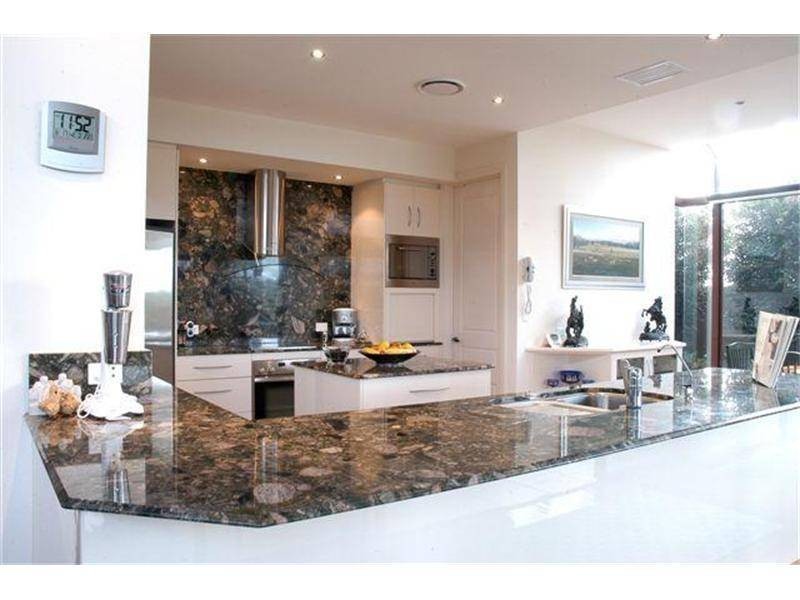 813 Legend Trail, Robina QLD 4226