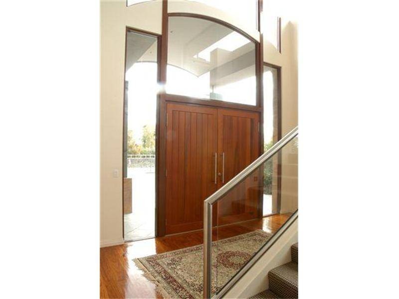 813 Legend Trail, Robina QLD 4226