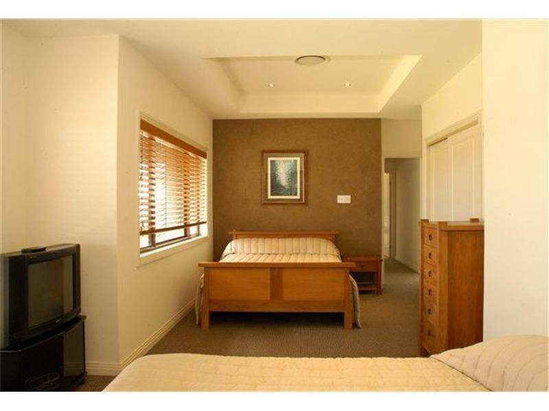 813 Legend Trail, Robina QLD 4226