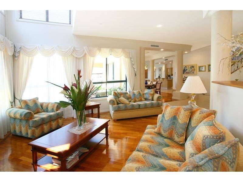 38 Montevideo Drive, Clear Island Waters QLD 4226