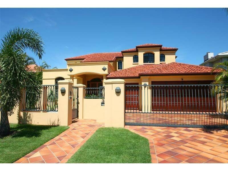 38 Montevideo Drive, Clear Island Waters QLD 4226