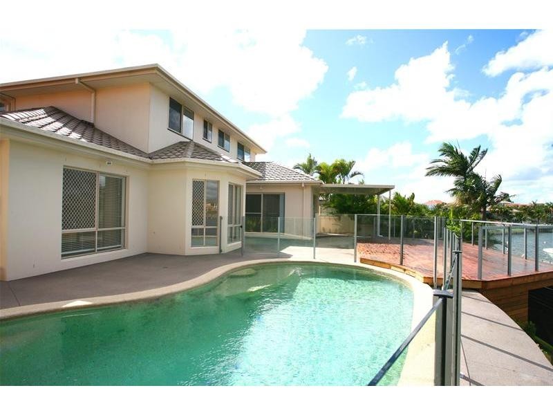 122 Port Jackson Boulevard, Clear Island Waters QLD 4226