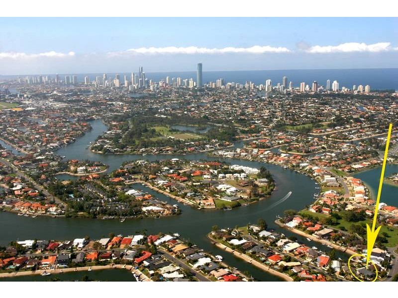 40 Cypress Drive, Broadbeach Waters QLD 4218