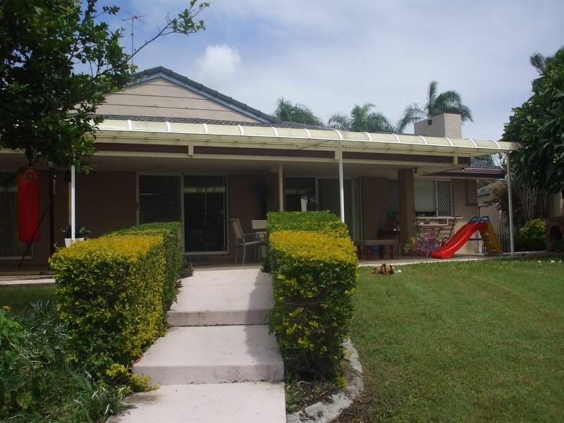 40 Cypress Drive, Broadbeach Waters QLD 4218