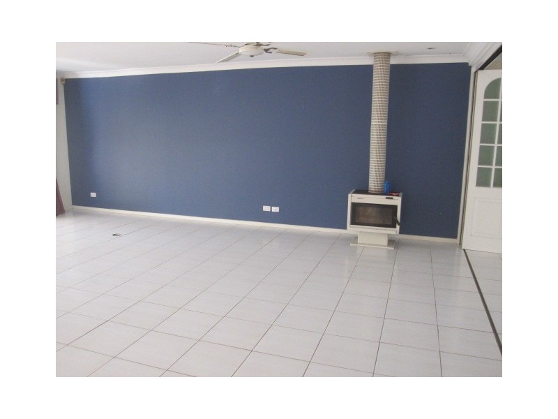 40 Cypress Drive, Broadbeach Waters QLD 4218