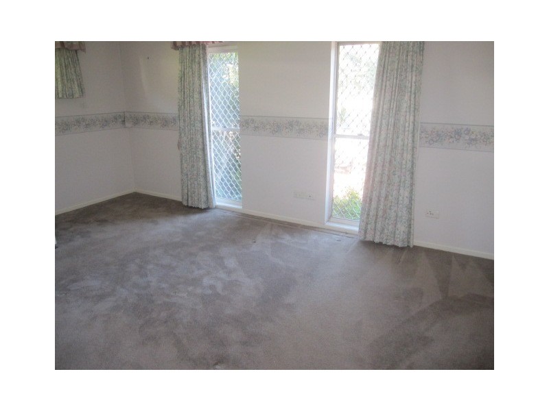 40 Cypress Drive, Broadbeach Waters QLD 4218