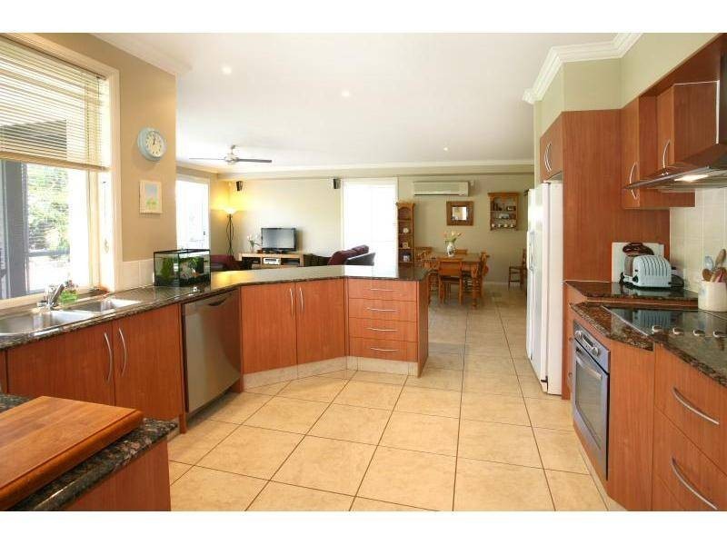 14 Imperia Crescent, Varsity Lakes QLD 4227