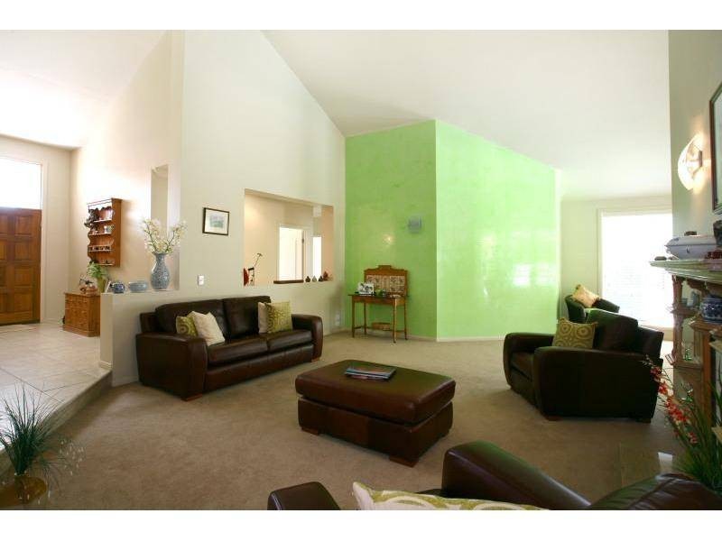 14 Imperia Crescent, Varsity Lakes QLD 4227