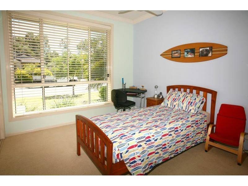 14 Imperia Crescent, Varsity Lakes QLD 4227
