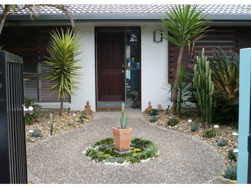 31 Lancelin Drive, Mermaid Waters QLD 4218