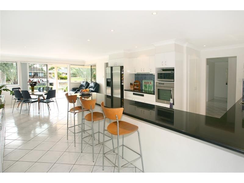 13 Conifer Crescent, Broadbeach Waters QLD 4218