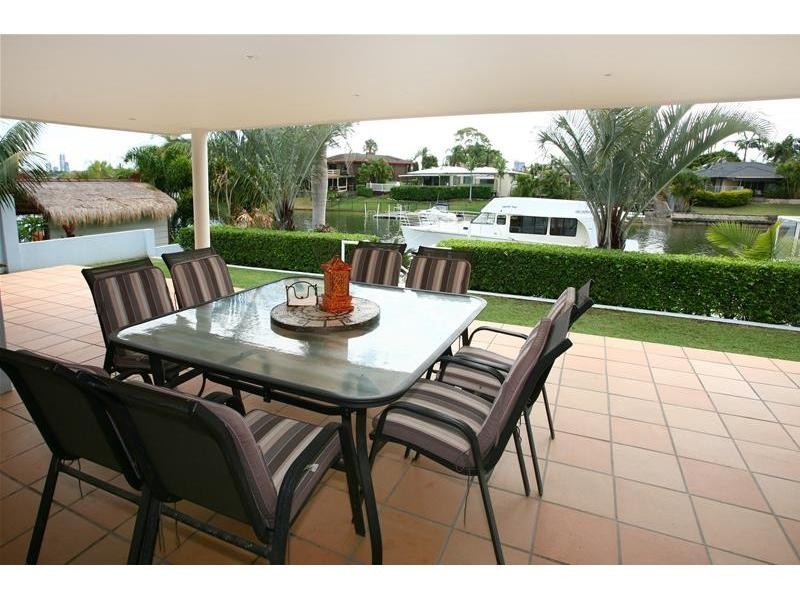 13 Conifer Crescent, Broadbeach Waters QLD 4218