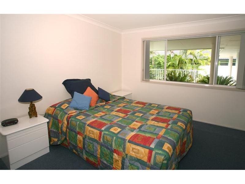 13 Conifer Crescent, Broadbeach Waters QLD 4218