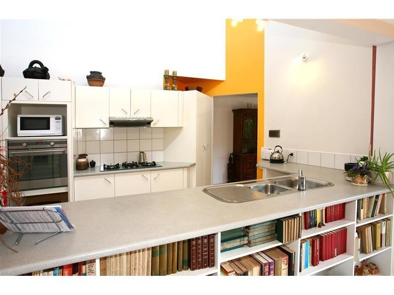 38 Santa Cruz Boulevard, Clear Island Waters QLD 4226