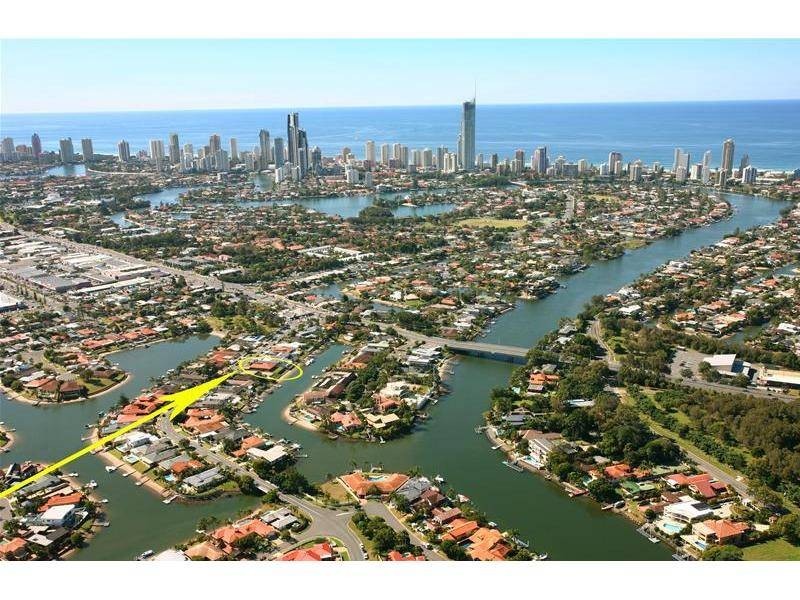 18 Boomerang Crescent, Sorrento QLD 4217