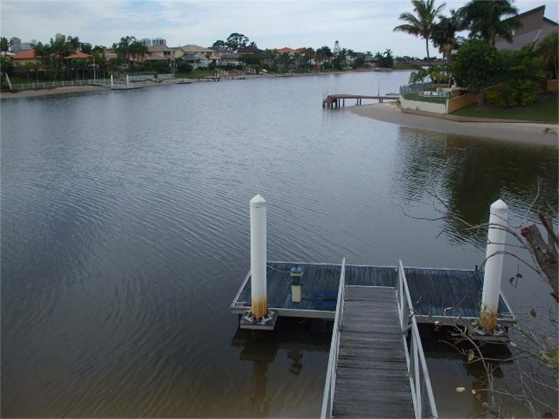 42 Allandale Entrance, Mermaid Waters QLD 4218