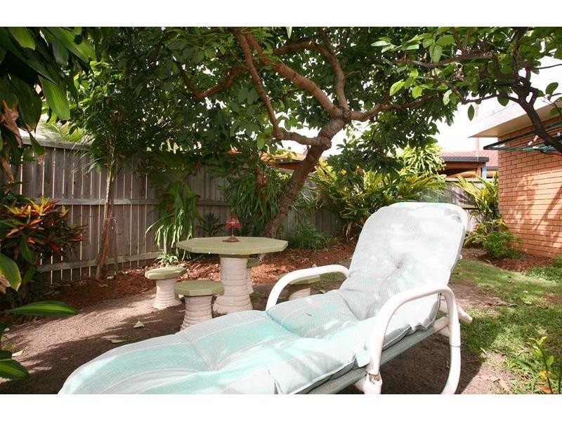 11 Merrimac Boulevard, Broadbeach Waters QLD 4218