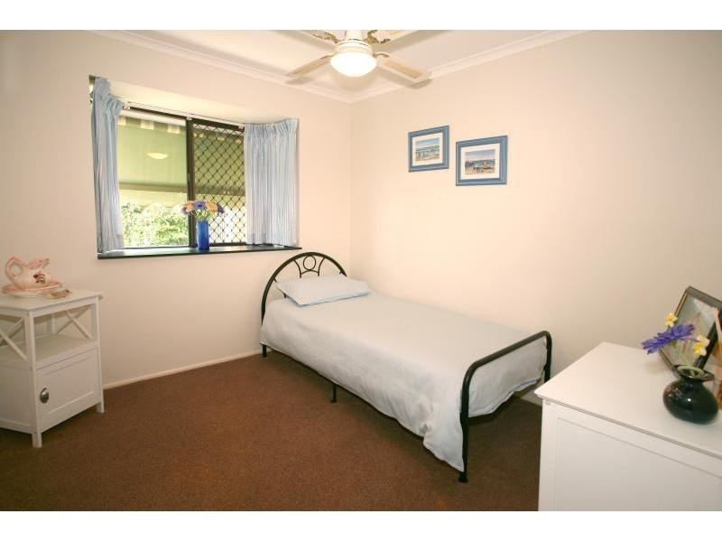 40 Drayton Terrace, Mermaid Waters QLD 4218