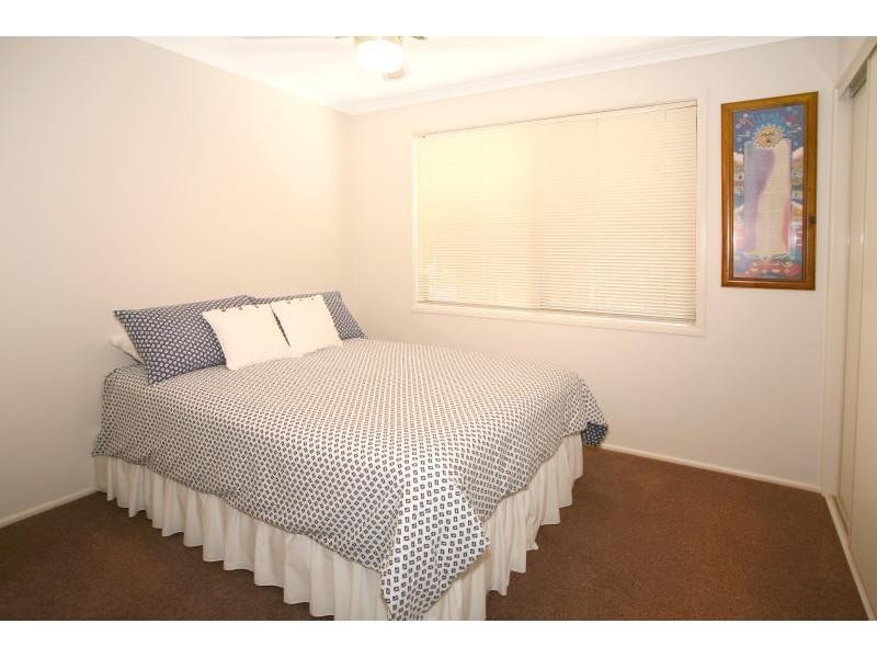 40 Drayton Terrace, Mermaid Waters QLD 4218