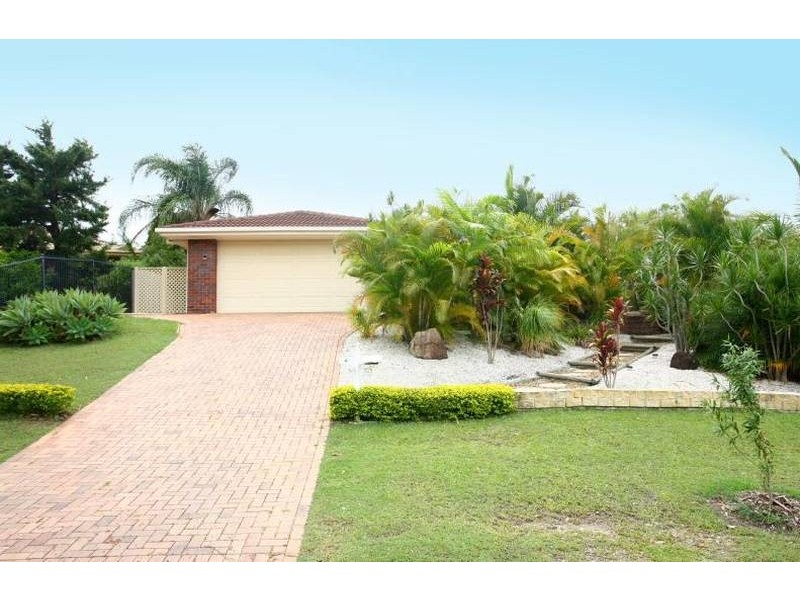 4 Carnoustie Court, Robina QLD 4226