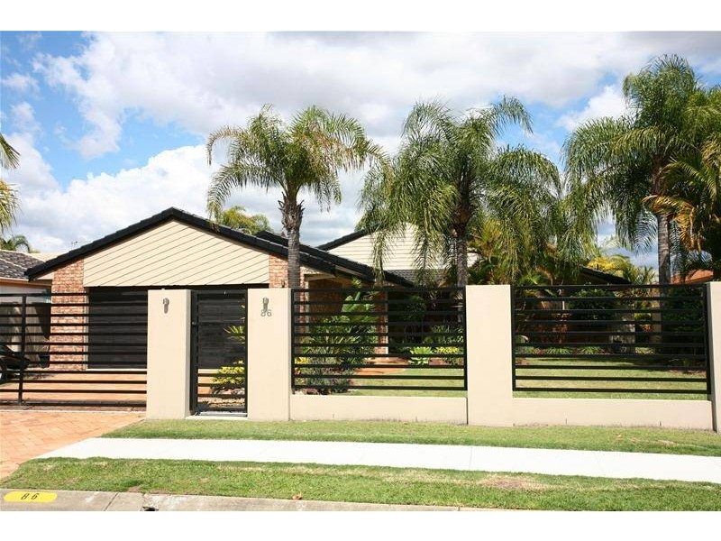 86 Santa Cruz Boulevard, Clear Island Waters QLD 4226