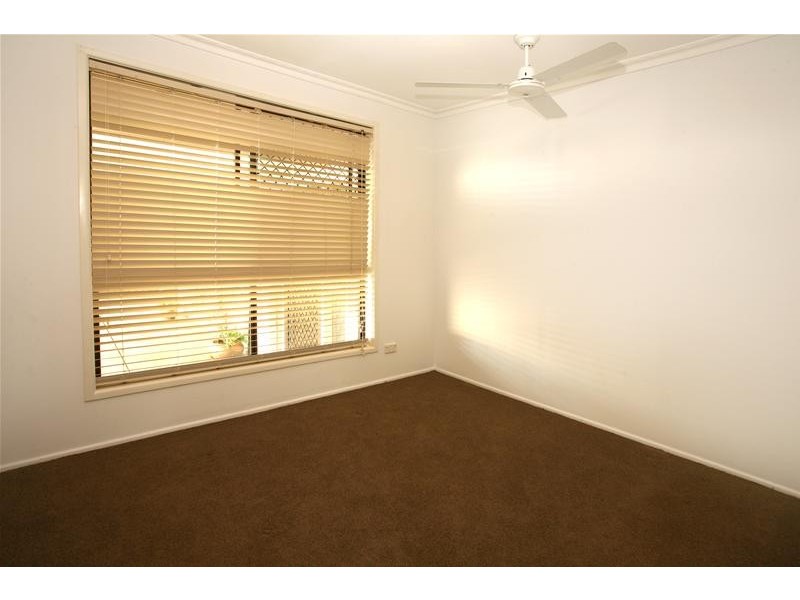 19 Helm Court, Mermaid Waters QLD 4218