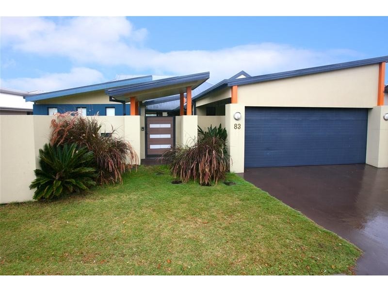 83 Hooker Boulevard, Broadbeach Waters QLD 4218