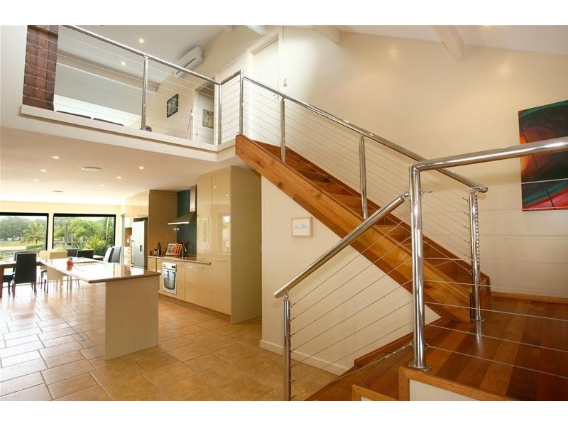83 Hooker Boulevard, Broadbeach Waters QLD 4218
