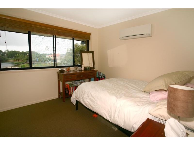 83 Hooker Boulevard, Broadbeach Waters QLD 4218