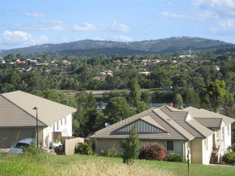 2 Tralee Court, Carrara QLD 4211