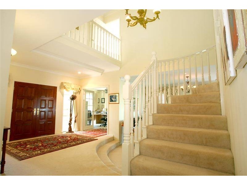 58 Bollar Circuit, Clear Island Waters QLD 4226