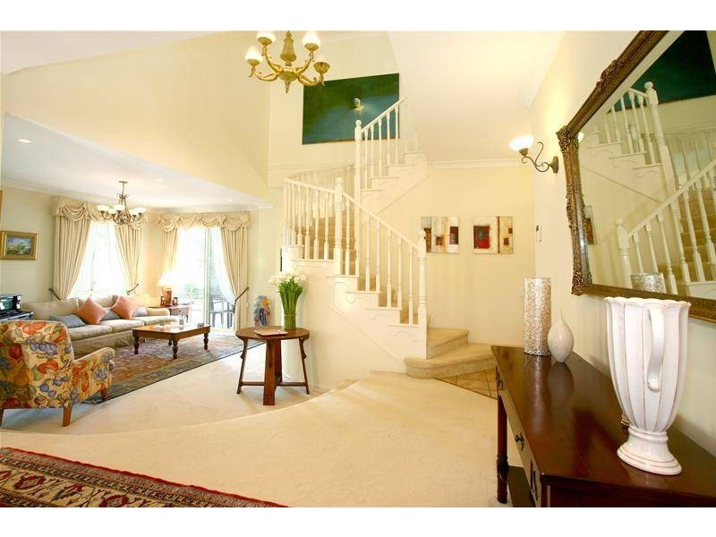 58 Bollar Circuit, Clear Island Waters QLD 4226