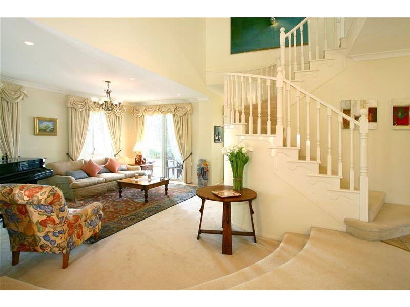 58 Bollar Circuit, Clear Island Waters QLD 4226