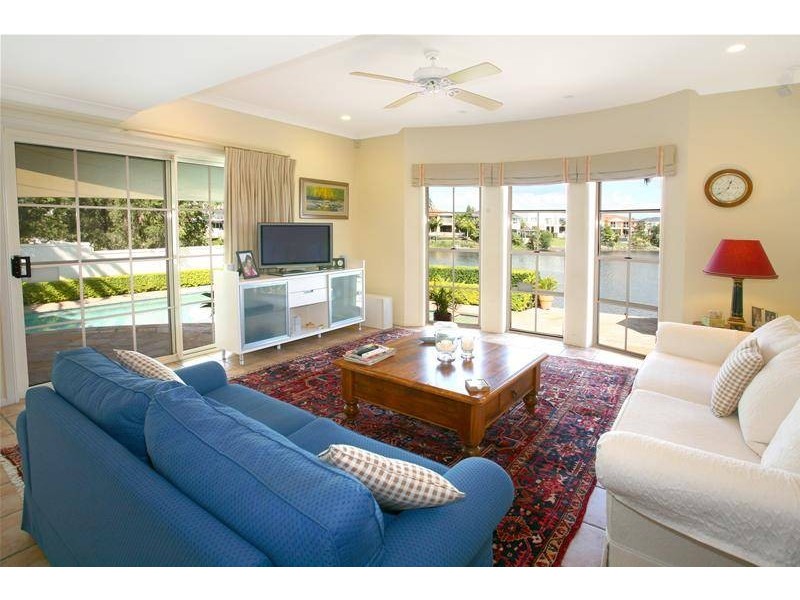 58 Bollar Circuit, Clear Island Waters QLD 4226