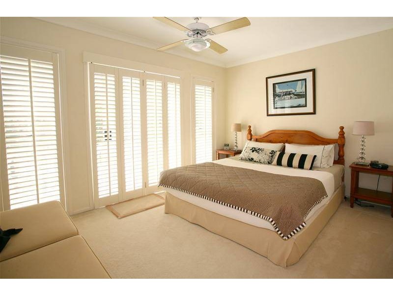 58 Bollar Circuit, Clear Island Waters QLD 4226