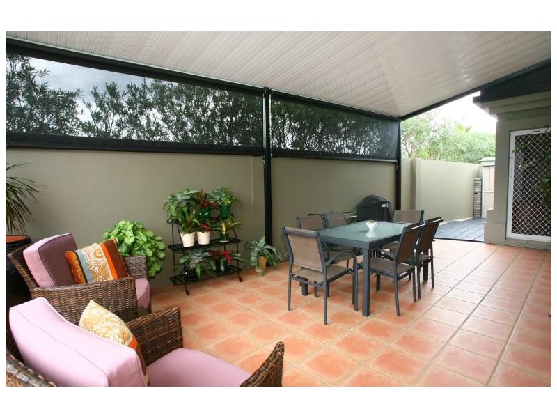 129 Santa Cruz Boulevard, Clear Island Waters QLD 4226