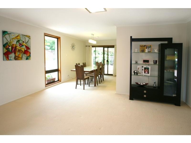 3 Tirau Place, Broadbeach Waters QLD 4218