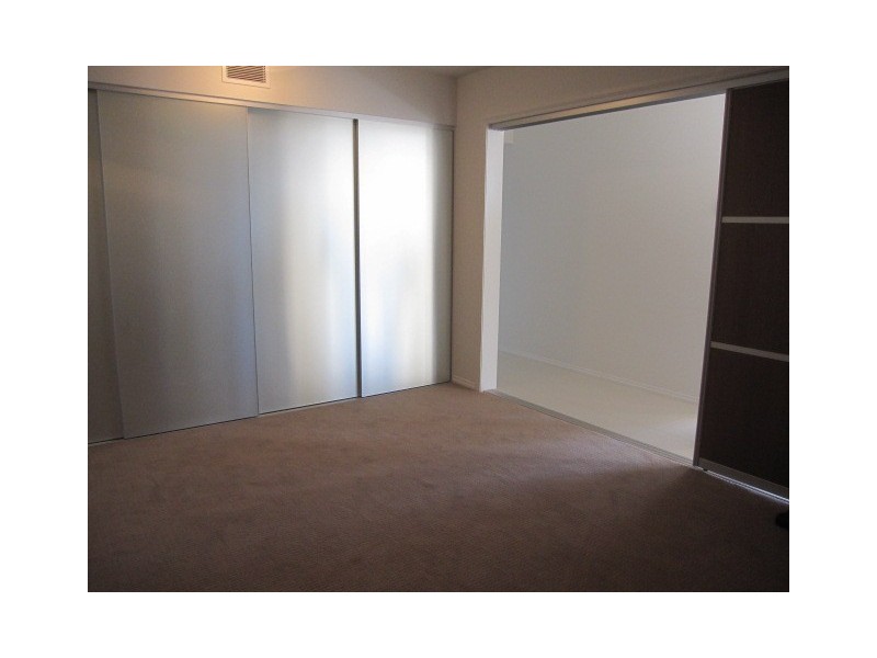 3093/3029 The Boulevard, Carrara QLD 4211