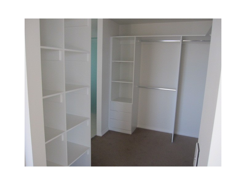 3093/3029 The Boulevard, Carrara QLD 4211