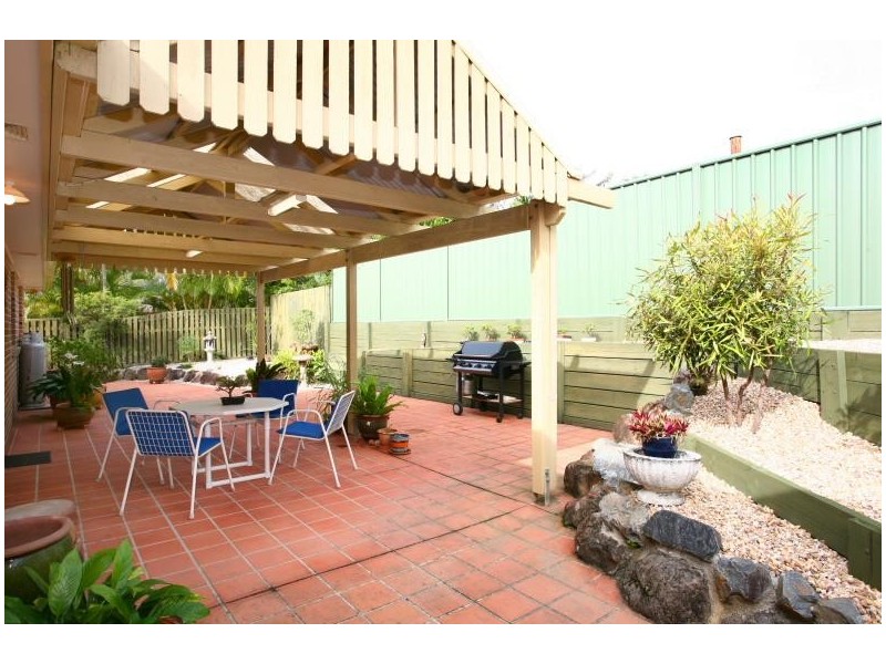 8 Prahran Court, Robina QLD 4226