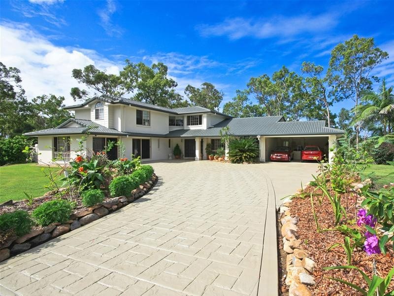 34 Walker Drive, Worongary QLD 4213