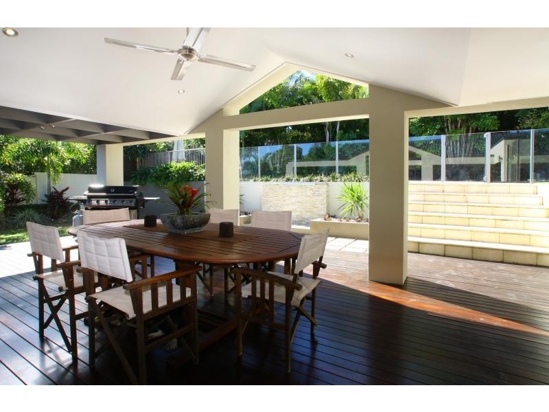 16 Wayville Place, Robina QLD 4226