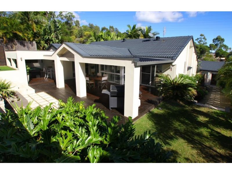 16 Wayville Place, Robina QLD 4226