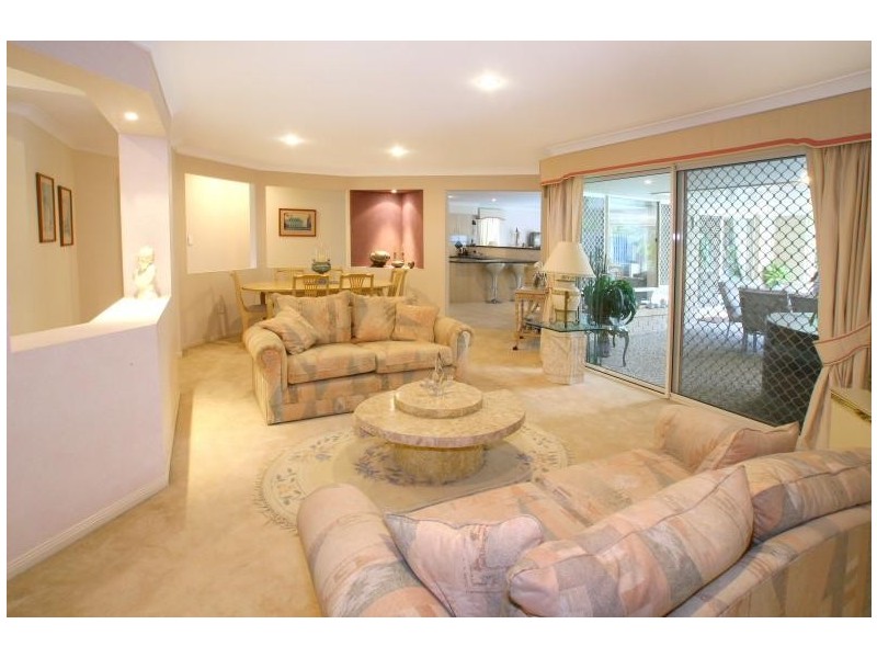 32 Olympus Drive, Robina QLD 4226