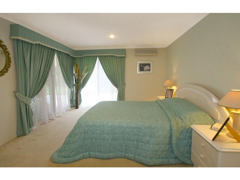 32 Olympus Drive, Robina QLD 4226