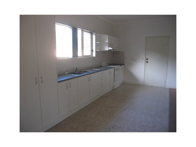 37 Clipper Bvd, Clear Island Waters QLD 4226