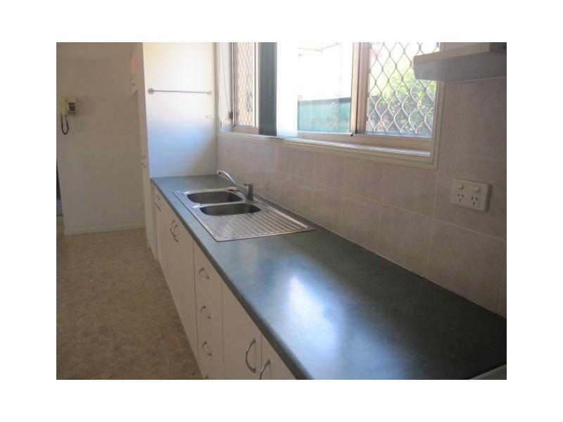 37 Clipper Bvd, Clear Island Waters QLD 4226