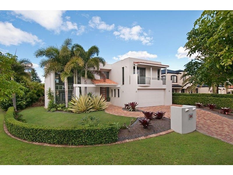 29 Istana View, Clear Island Waters QLD 4226