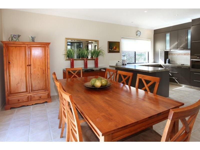 3 Morea Court, Varsity Lakes QLD 4227