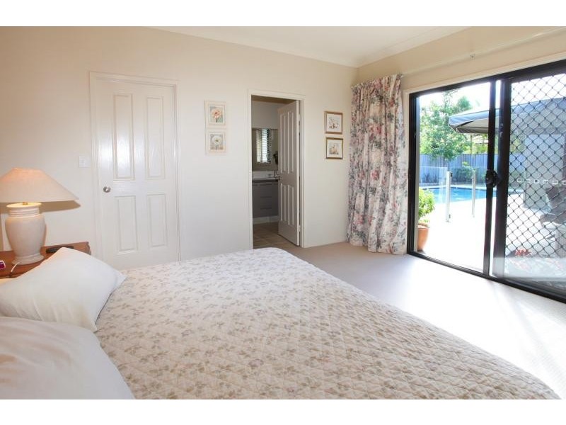 3 Morea Court, Varsity Lakes QLD 4227